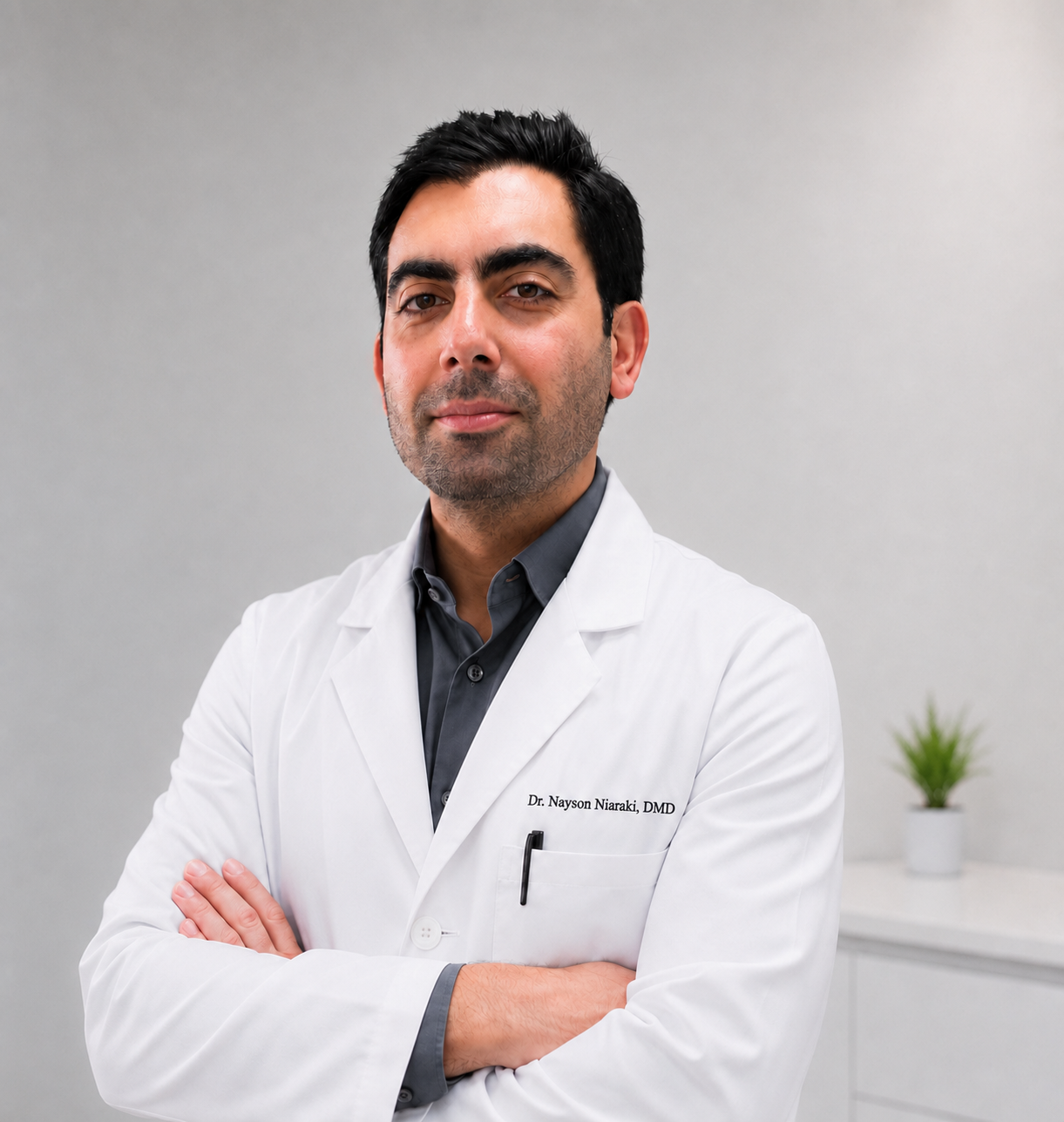 Dr. Nayson Niaraki, DMD